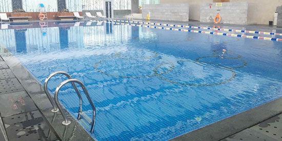 别墅庭院游泳池设备的设计应基于的原则